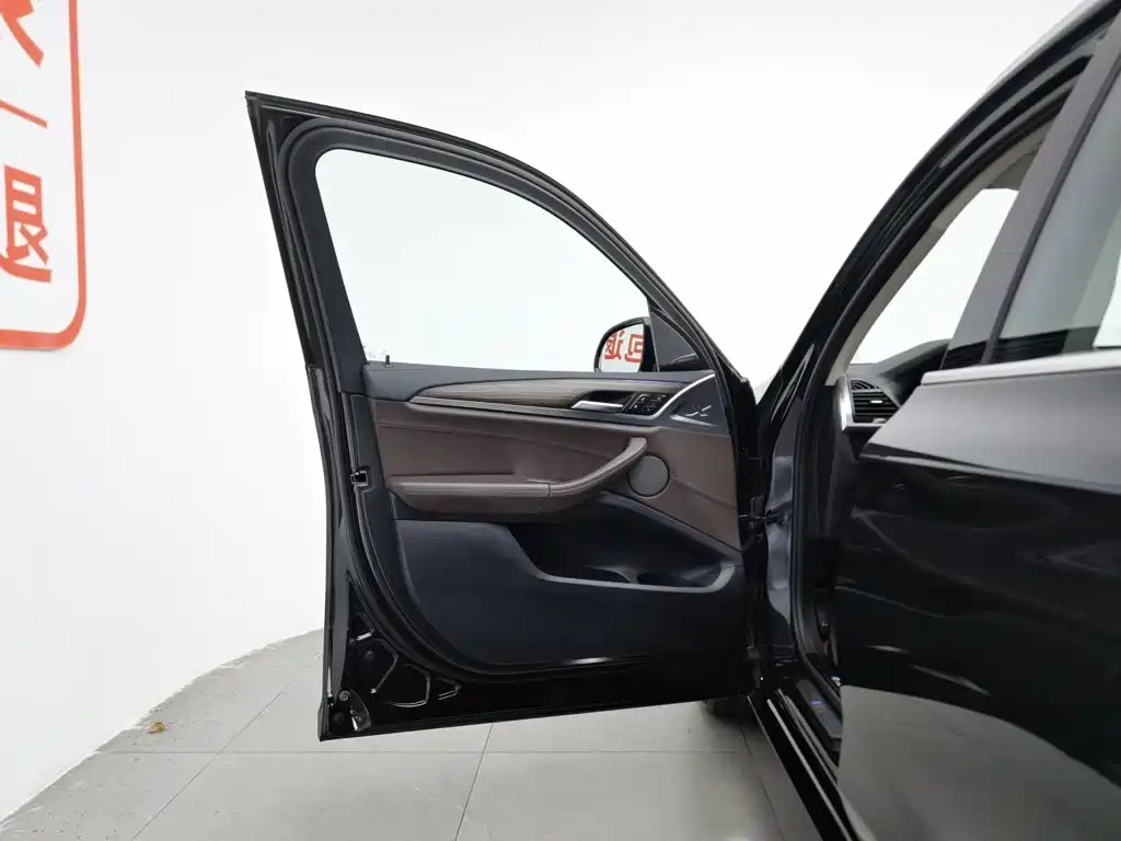 BMW X3 2020 — фото 8