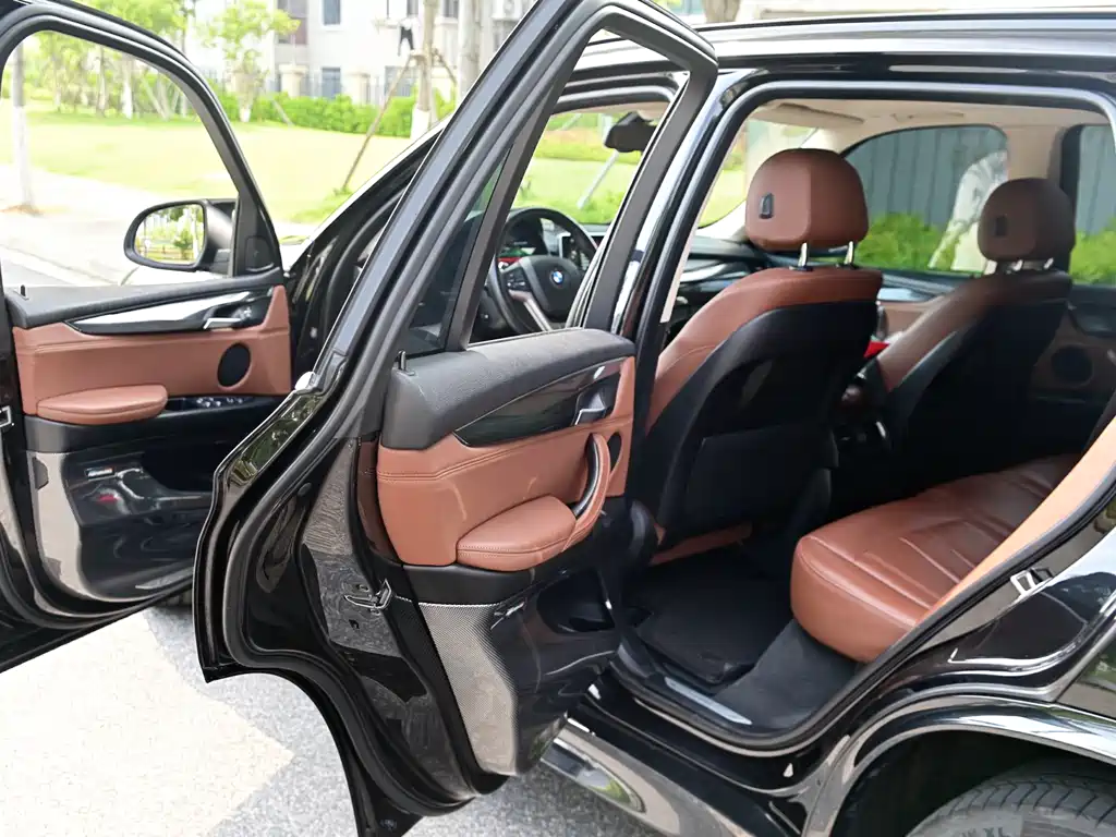 BMW X5 2016 — фото 14