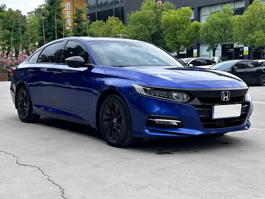 Honda Accord 2018 — фото 3