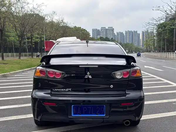 Mitsubishi Lancer EX 2017