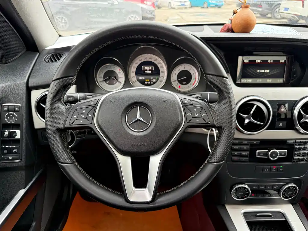 Mercedes-Benz GLK-Class 2014 — фото 11