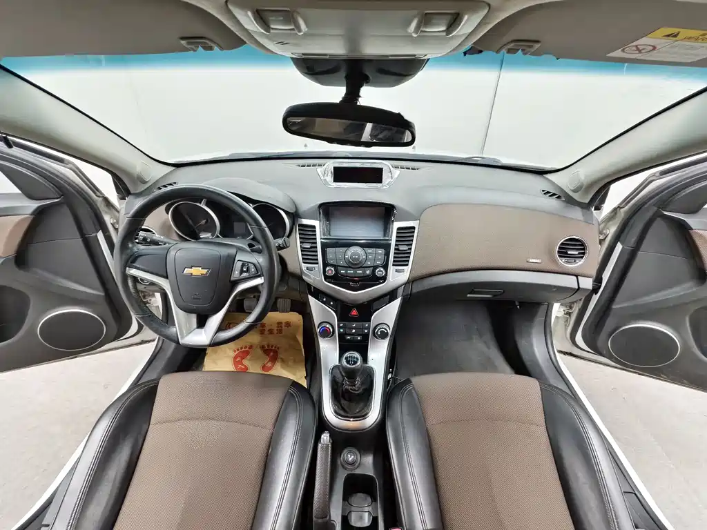 Chevrolet Cruze 2014 — фото 9