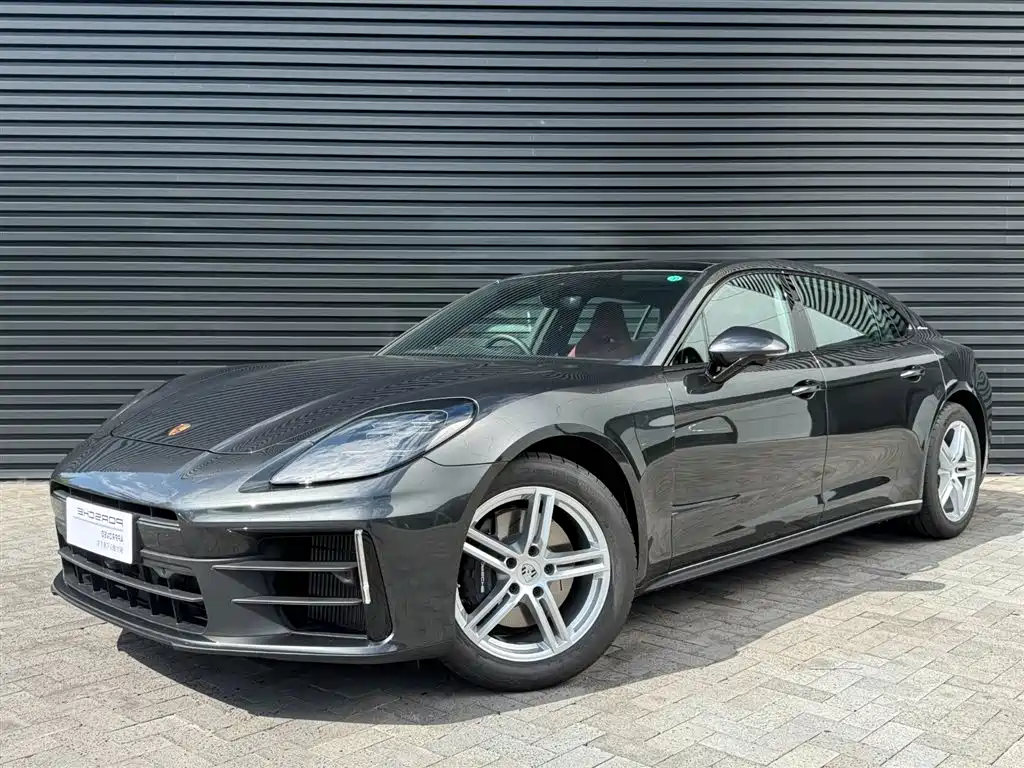 Porsche Panamera 2025 — фото 2