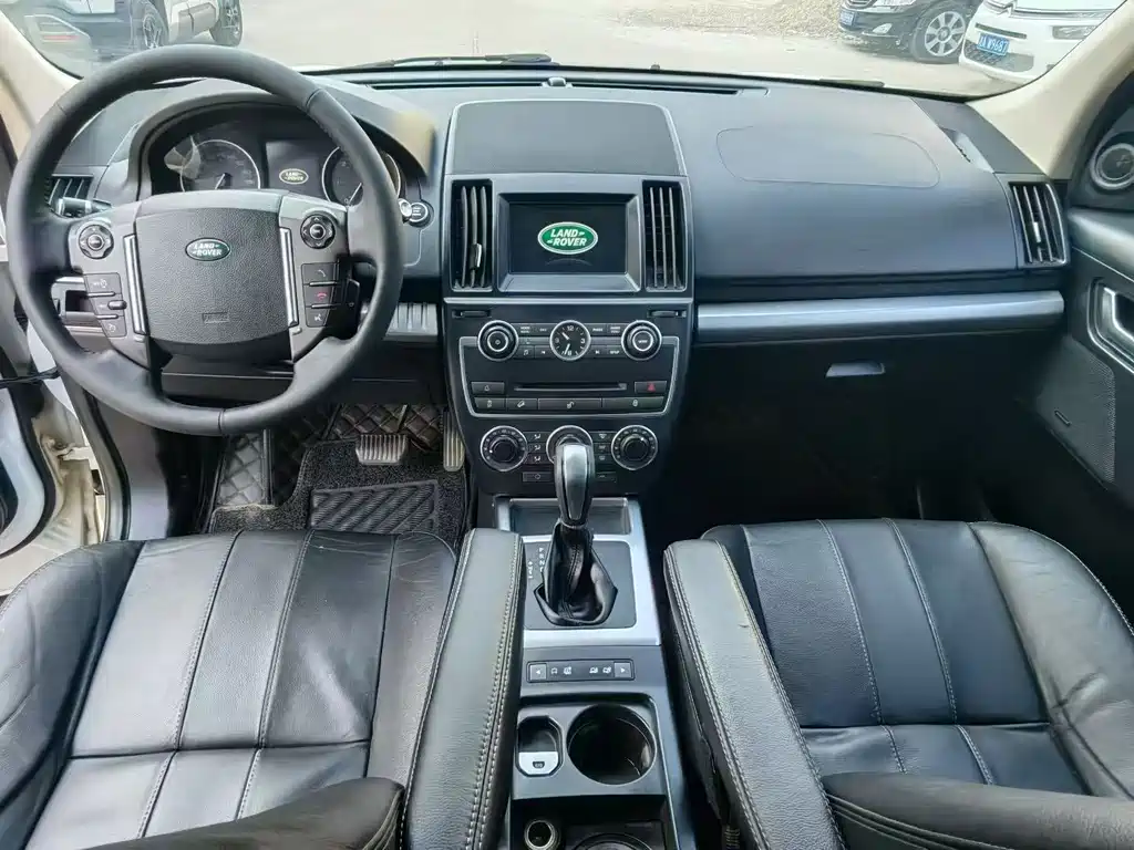 Land Rover Freelander 2 2013 — фото 9