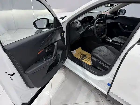 Peugeot 2008 2022