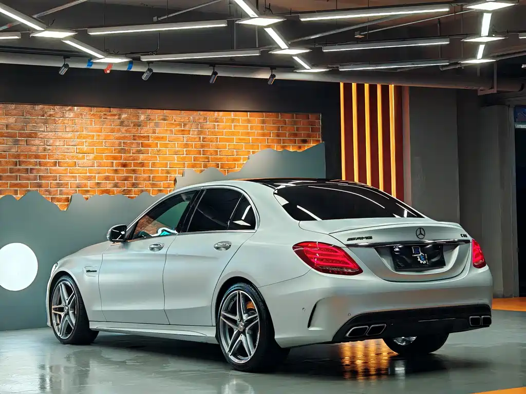 Mercedes-Benz C-Class AMG 2017 — фото 11