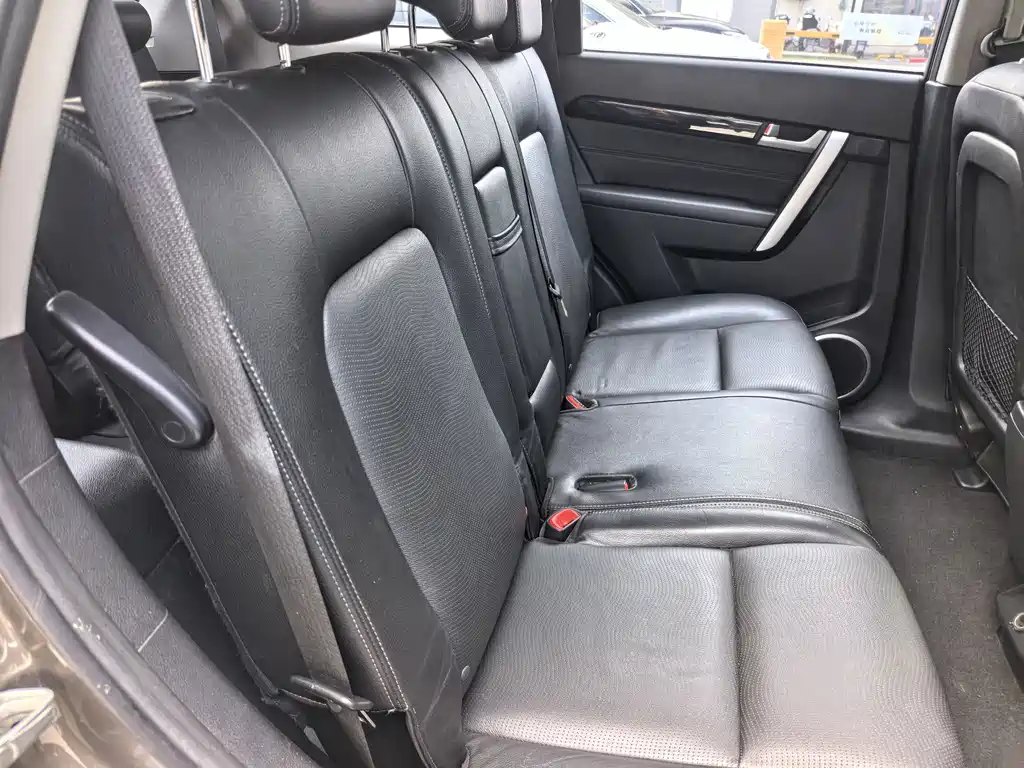 Chevrolet Captiva 2016 — фото 15