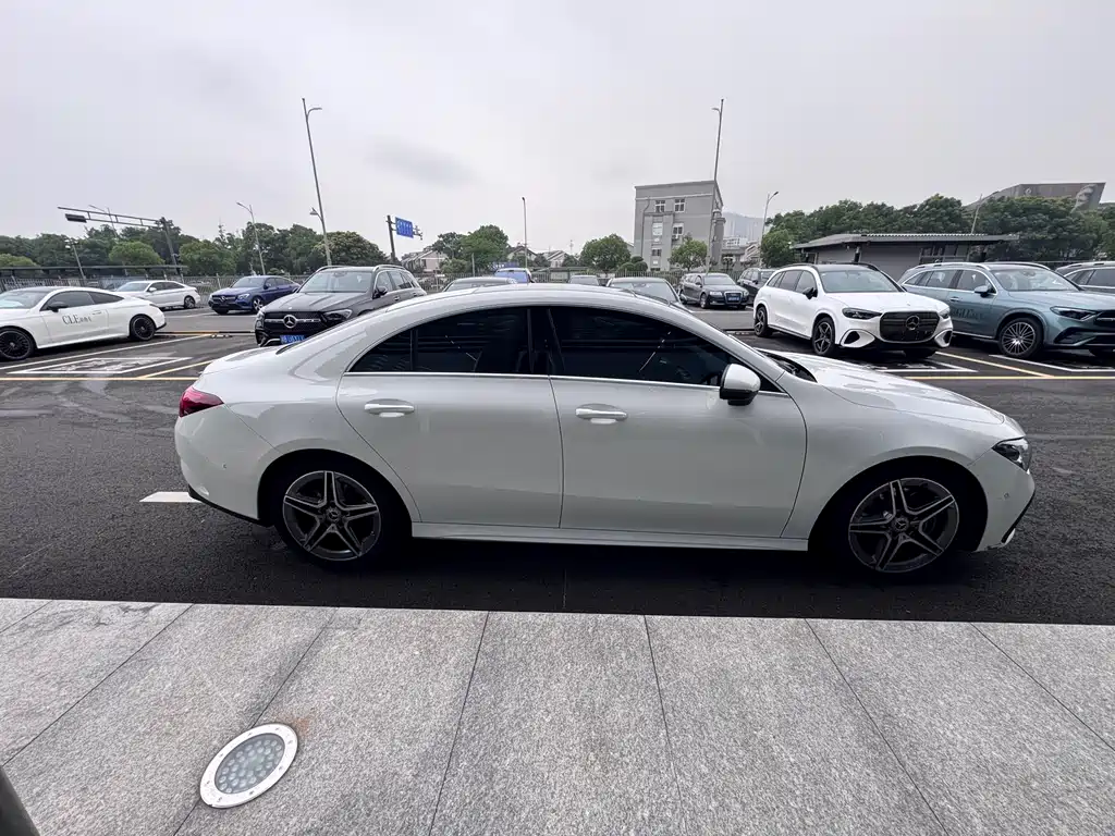 Mercedes-Benz CLA 2024 — фото 10
