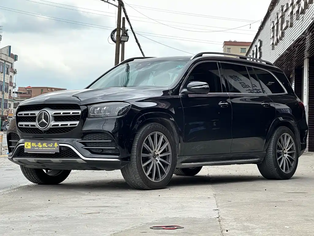 Mercedes-Benz GLS 2023 — фото 1