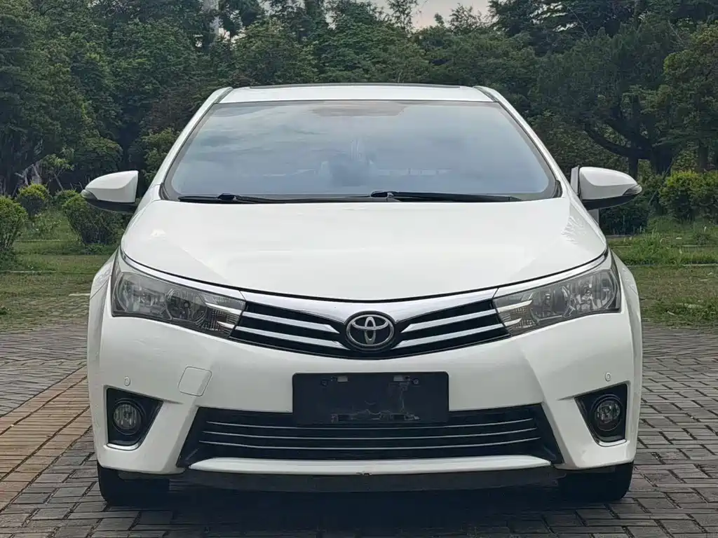 Toyota Corolla 2016 — фото 2