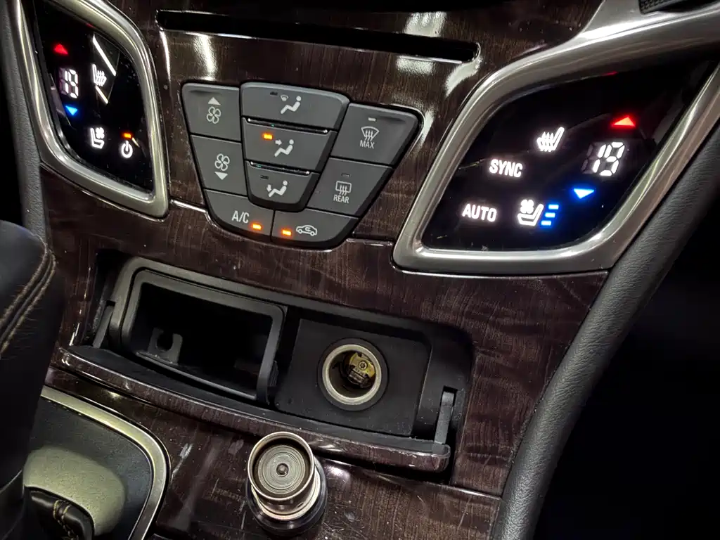Buick LaCrosse 2013 — фото 16