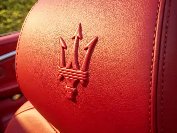 Maserati Grancabrio 2012