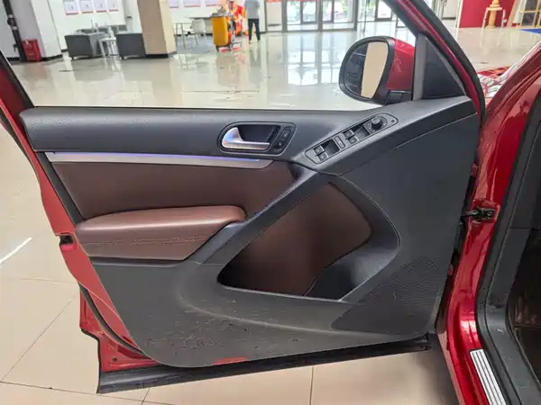 Volkswagen Tiguan 2013