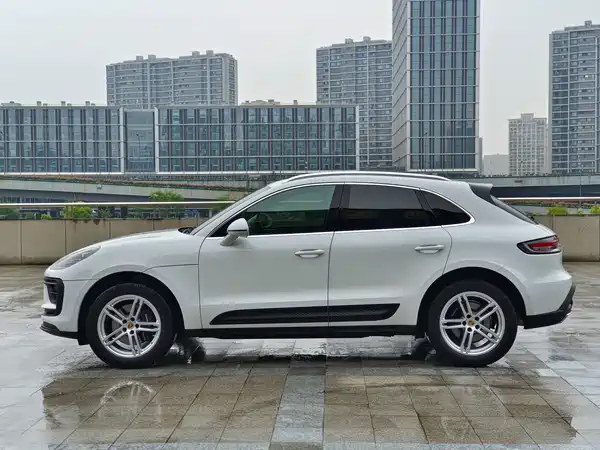 Porsche Macan 2024