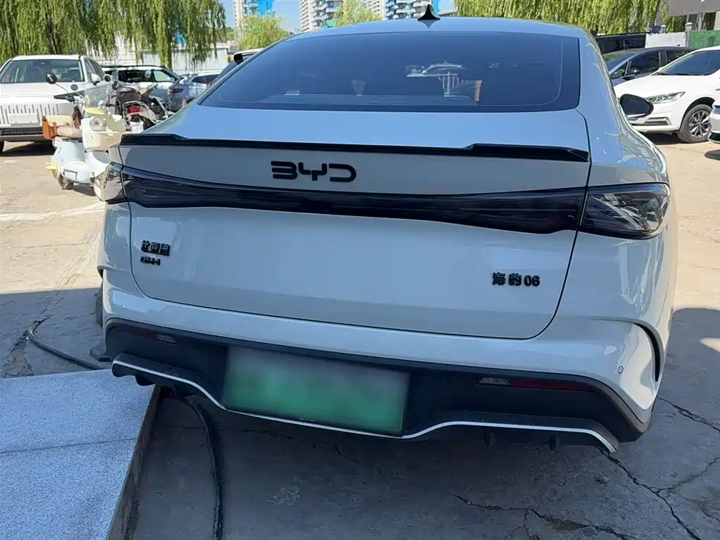 BYD Seal 06 2024 — фото 12