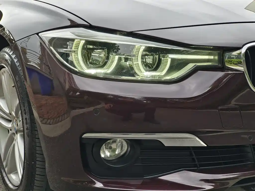 BMW 3 Series 2016 — фото 8