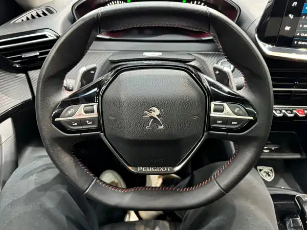 Peugeot 2008 2022