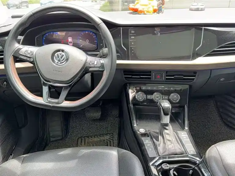 Volkswagen Passat 2019