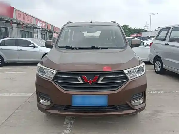 Wuling Hongguang 2019