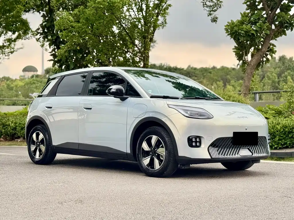 Aion UT 2025 — фото 3