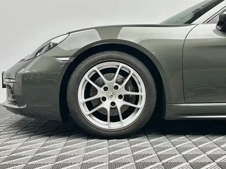 Porsche 718 2023 — фото 8