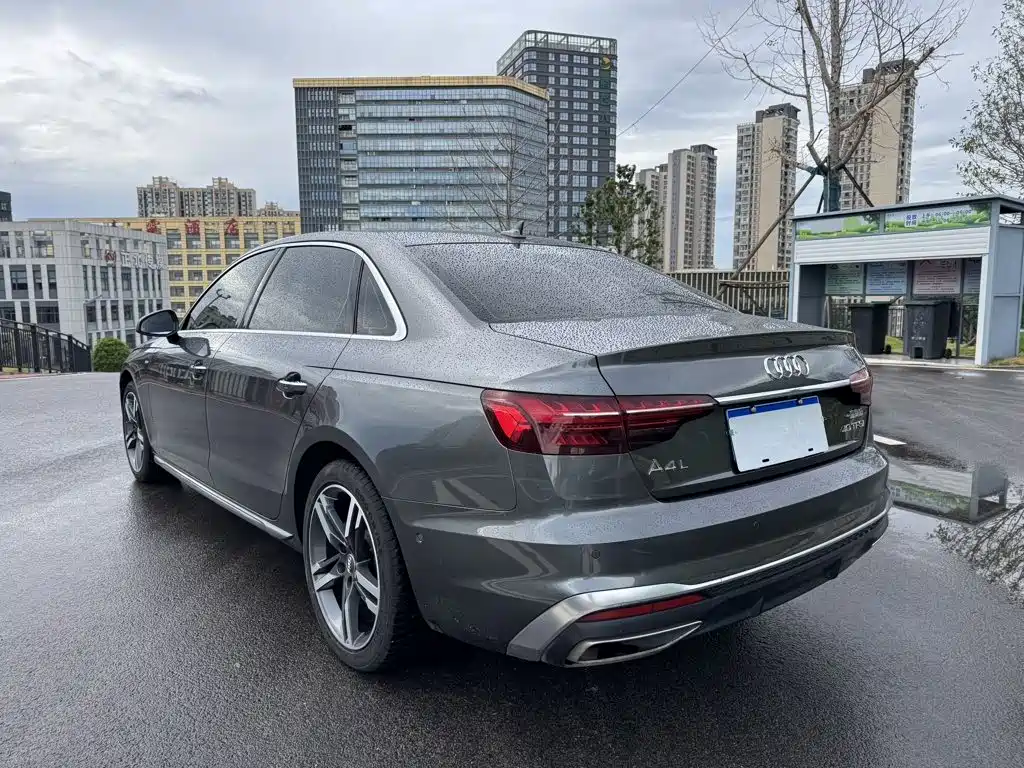 Audi A4L 2020 — фото 8