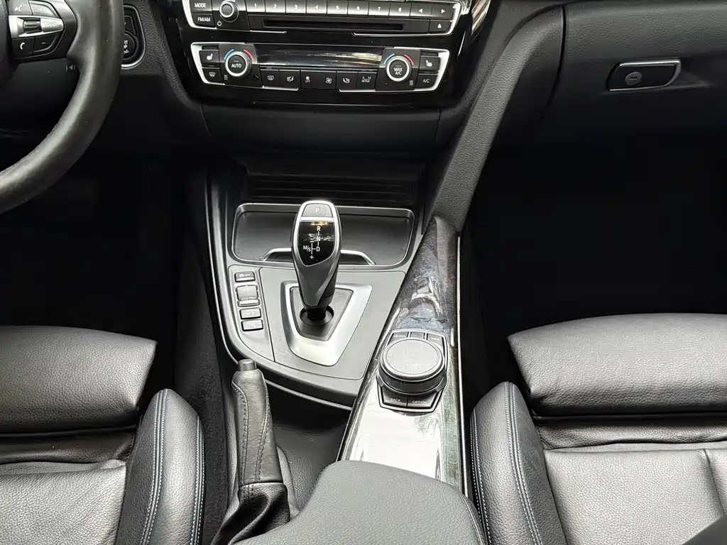 BMW 4 Series 2018 — фото 29