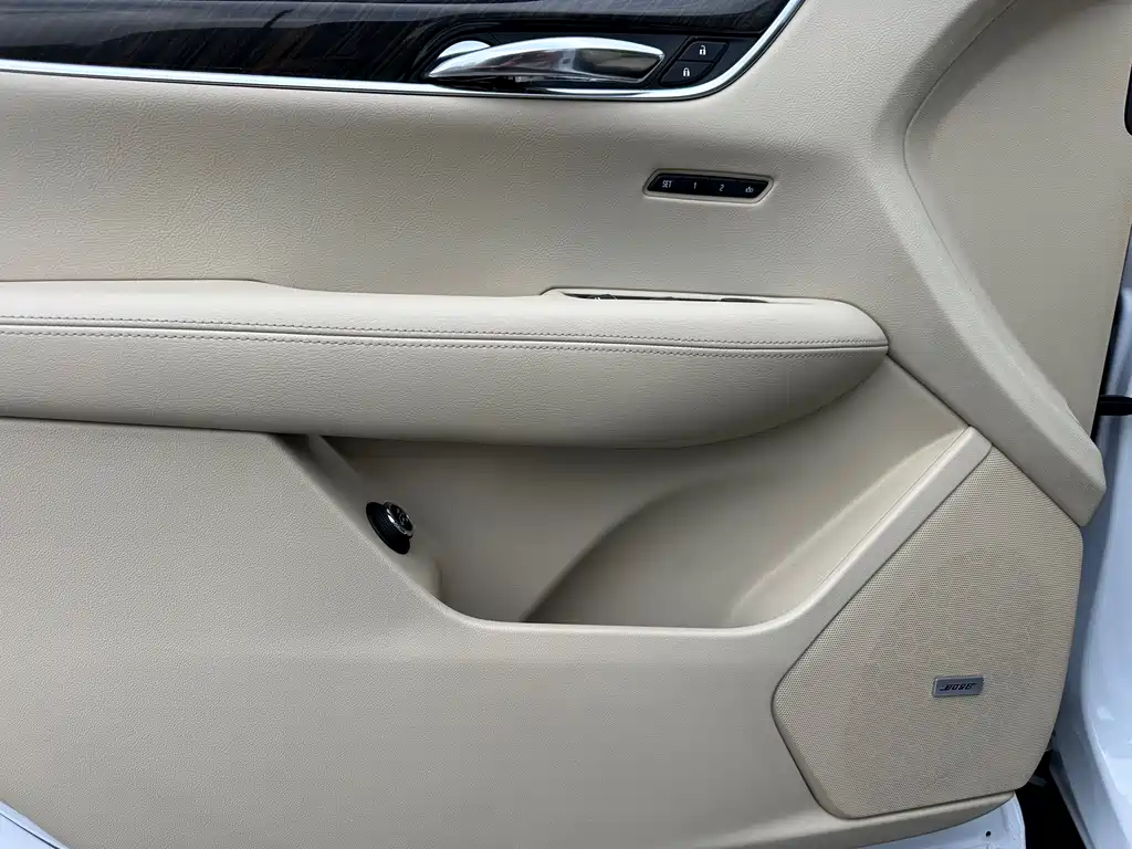 Cadillac XT5 2018 — фото 13