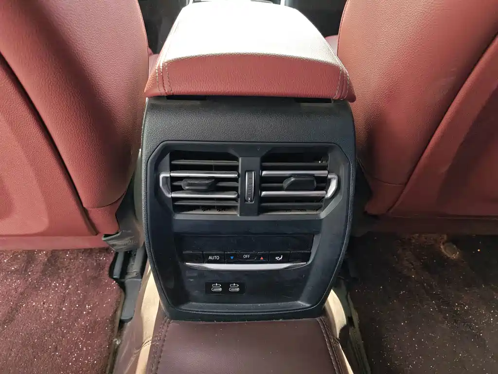 BMW i3 2024 — фото 15
