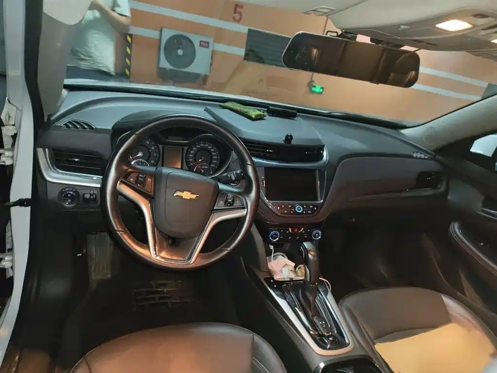 Chevrolet Malibu 2016 — фото 13