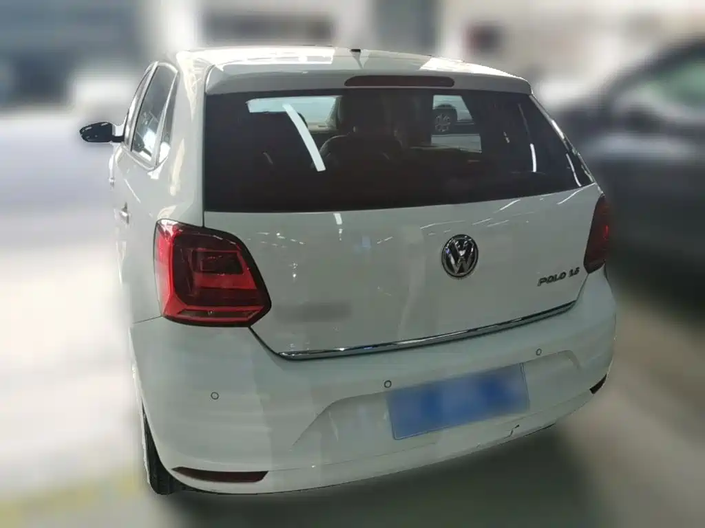 Volkswagen Polo 2015 — фото 9