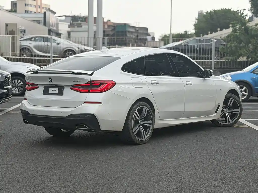 BMW 6 Series GT 2024 — фото 3