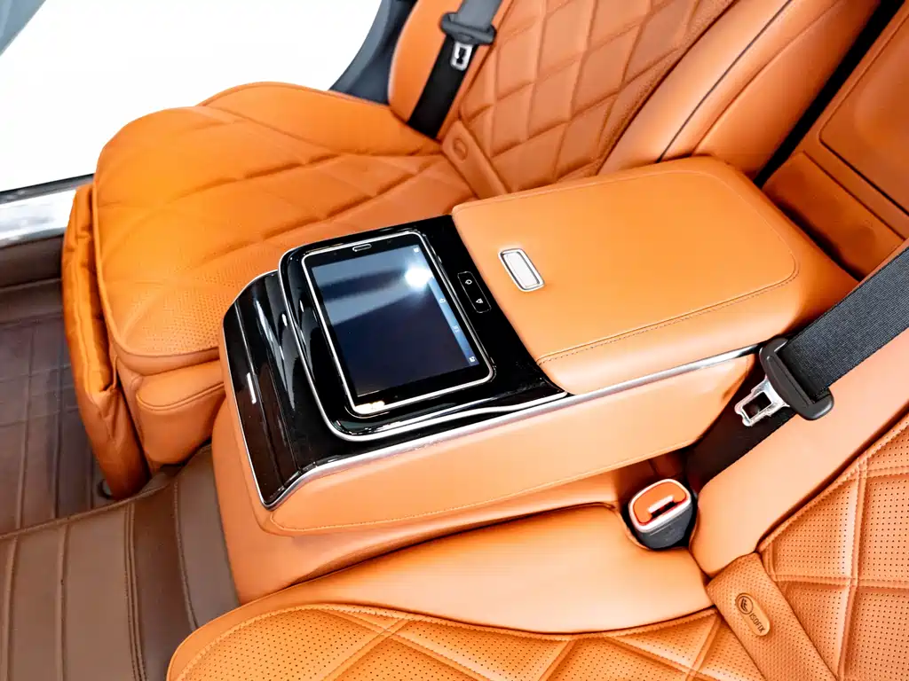 Mercedes-Benz S-Class 2022 — фото 16