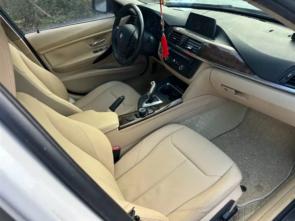 BMW 3 Series 2013 — фото 29