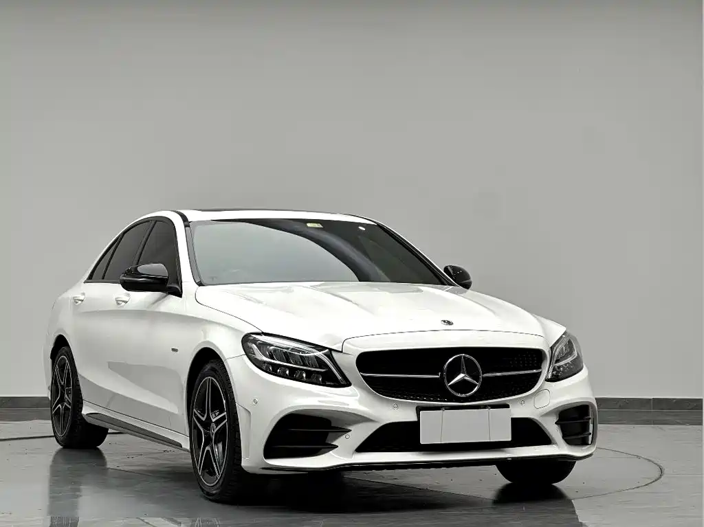 Mercedes-Benz C-Class 2021