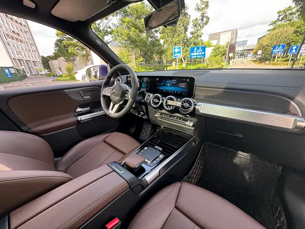 Mercedes-Benz GLB 2020 — фото 28