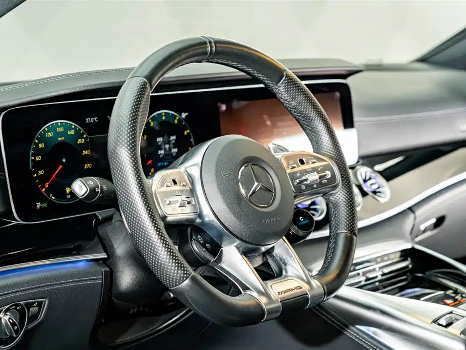 Mercedes-Benz AMG GT 2020 — фото 12