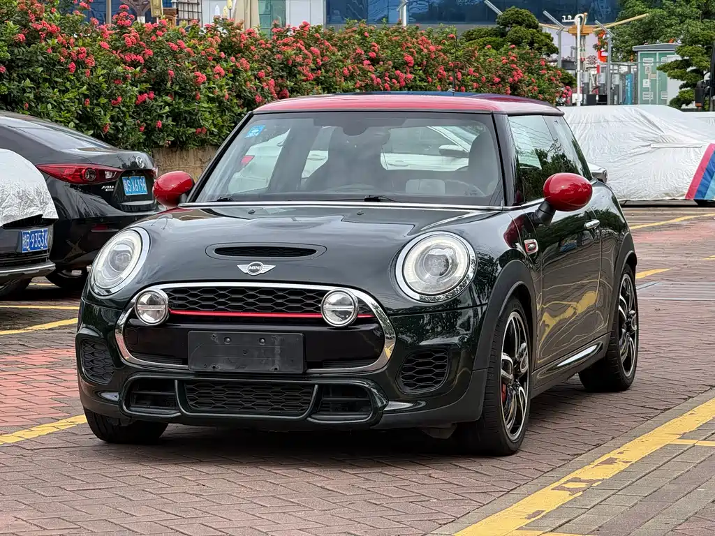 MINI JCW 2016