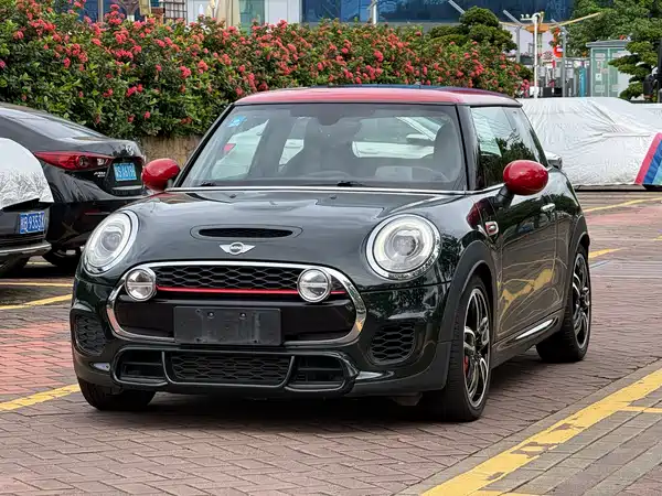 MINI JCW 2016