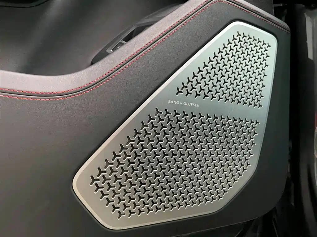 Lamborghini Urus 2018 — фото 13