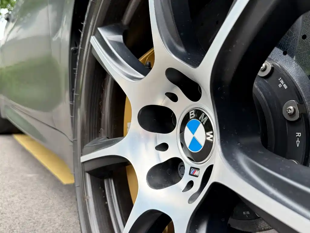 BMW M4 2017 — фото 16