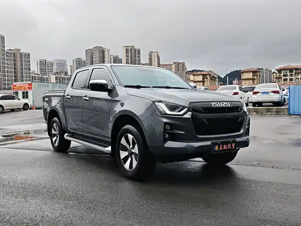 Isuzu D-MAX 2023