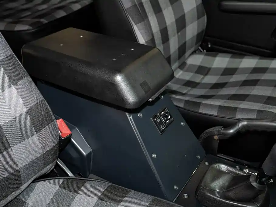 Mercedes-Benz G-Class 2010 — фото 15
