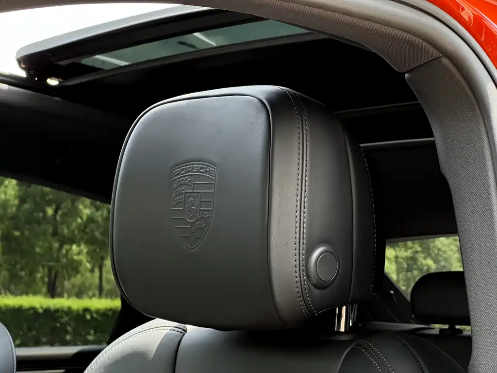 Porsche Macan 2022 — фото 17