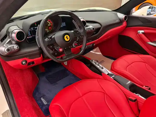 Ferrari F8 2019