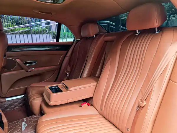 Bentley Flying Spur 2017