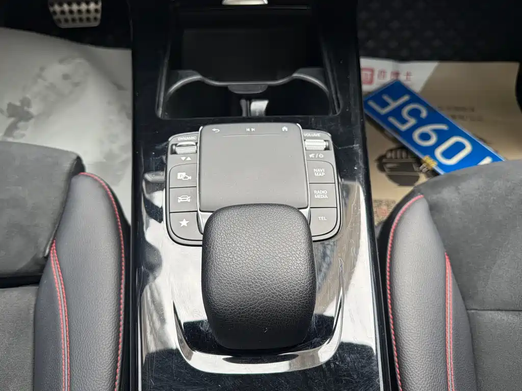 Mercedes-Benz CLA 2022 — фото 12
