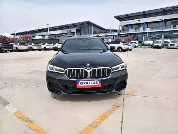 BMW 5 Series 2023