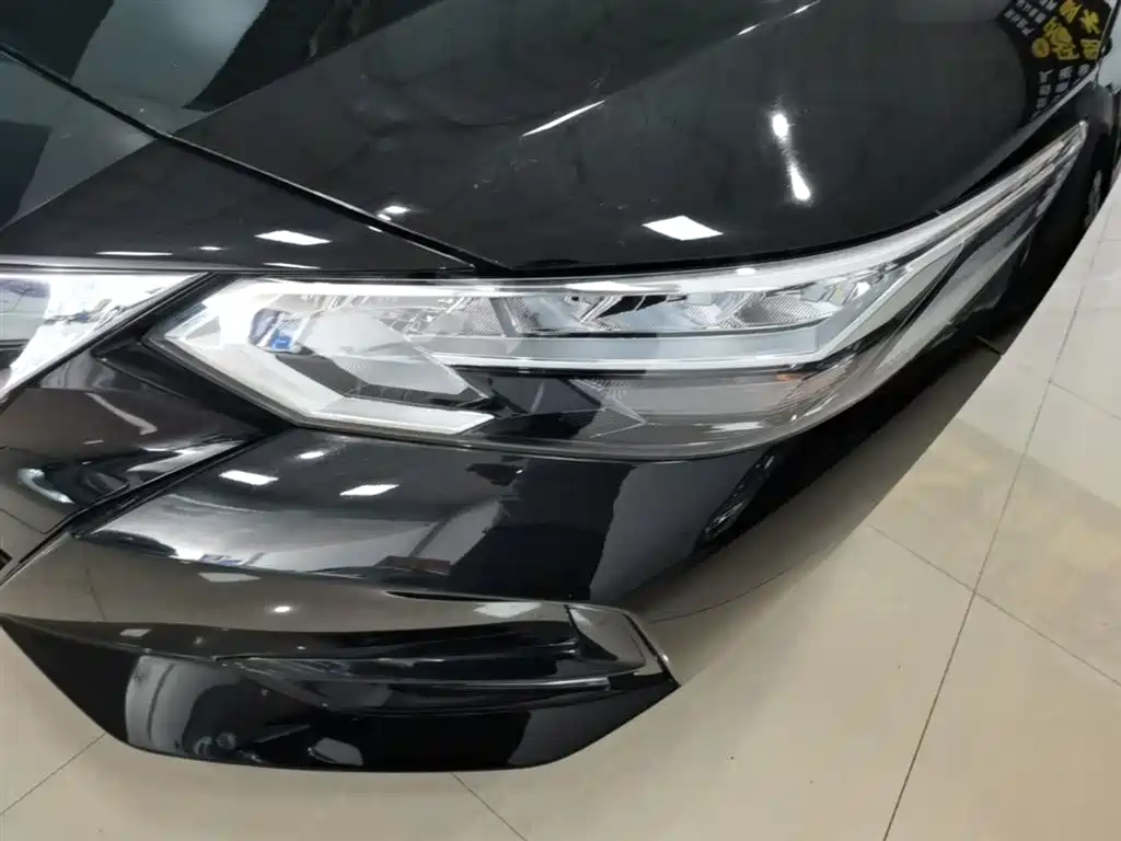 Nissan Sylphy 2021 — фото 24