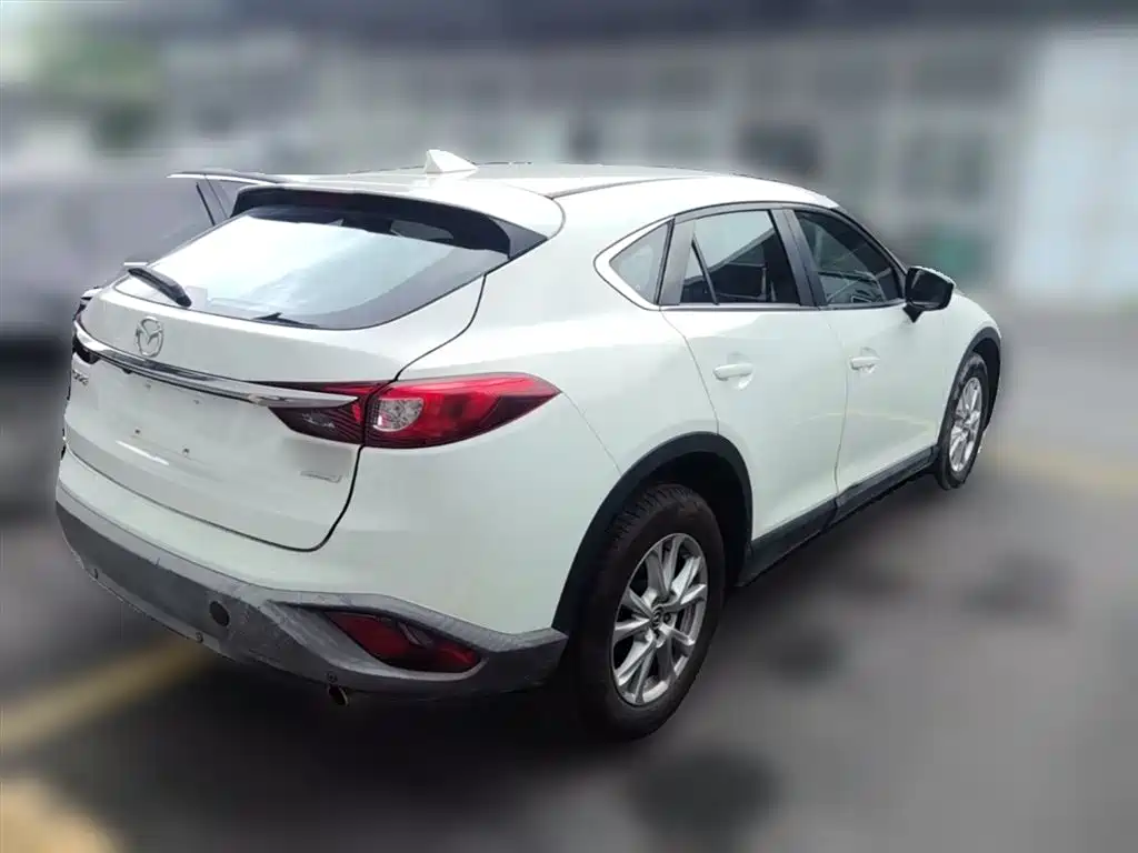 Mazda CX-4 2019 — фото 12